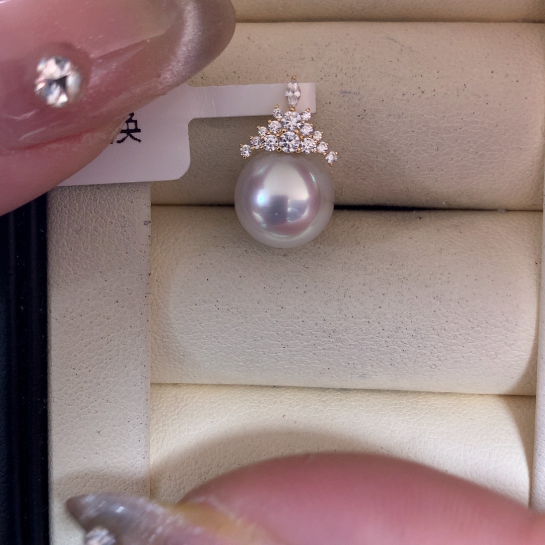 海水珍珠颈饰18K金镶嵌