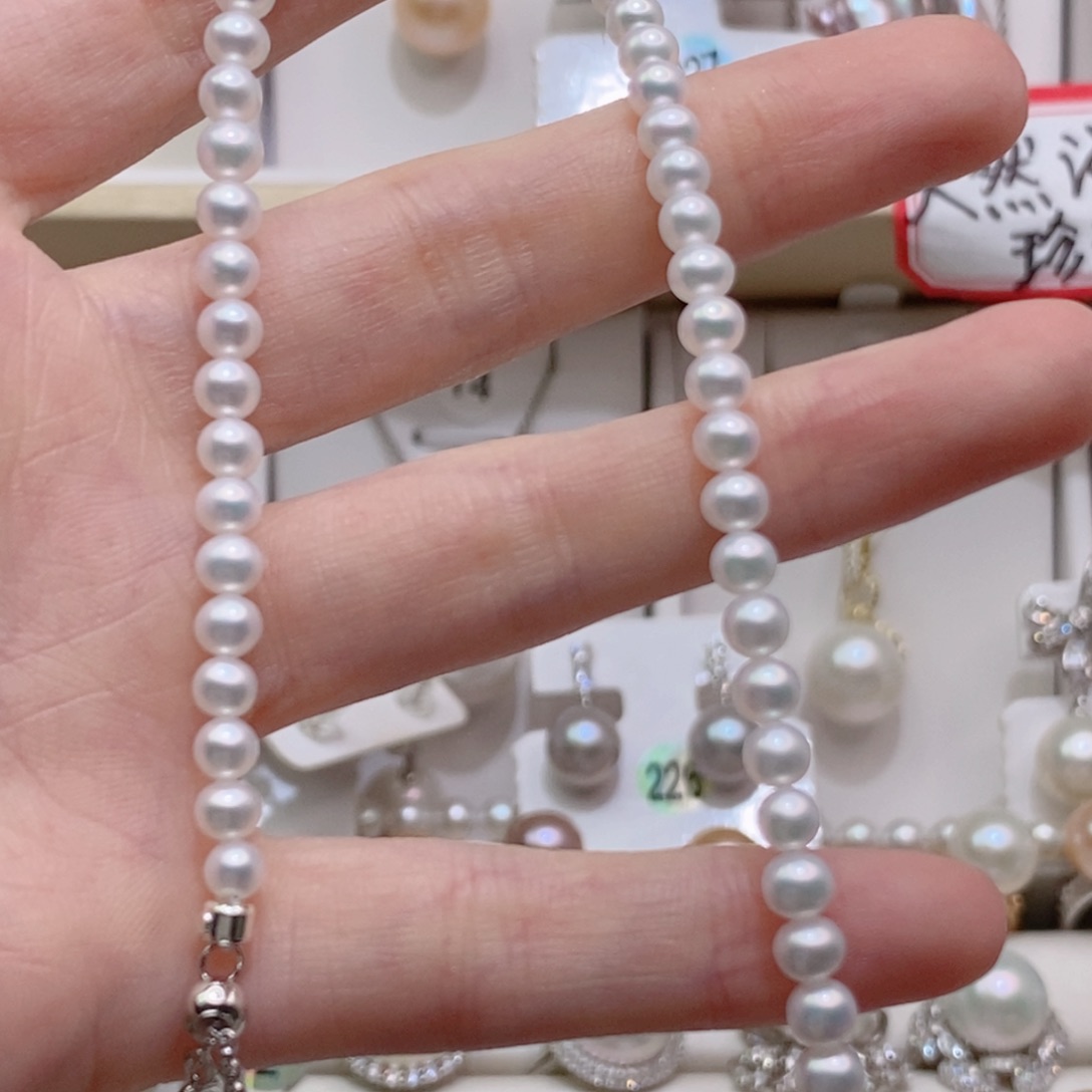女***下银S925镶嵌戒指淡水珍珠A