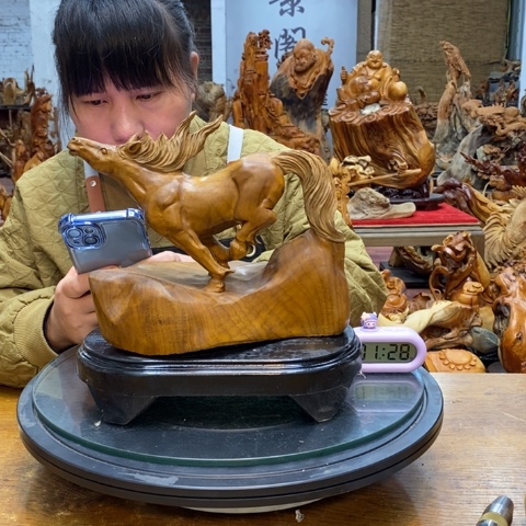 柏木（崖柏）蜡*够金丝楠摆件