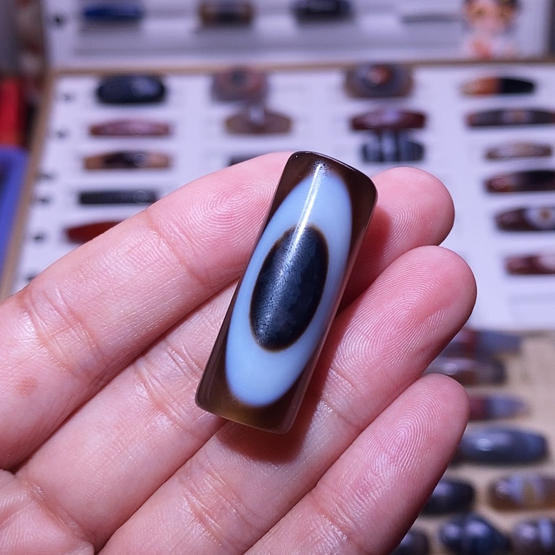 未镶嵌挂件玛瑙/玉髓孤**者