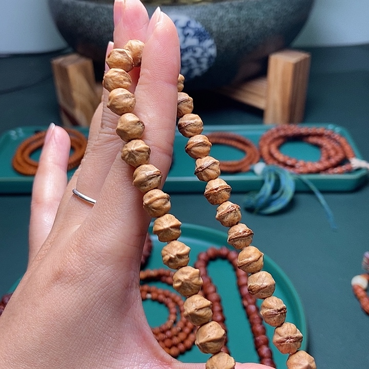 柏香籽/百香籽吊坠168.8红牙8➕