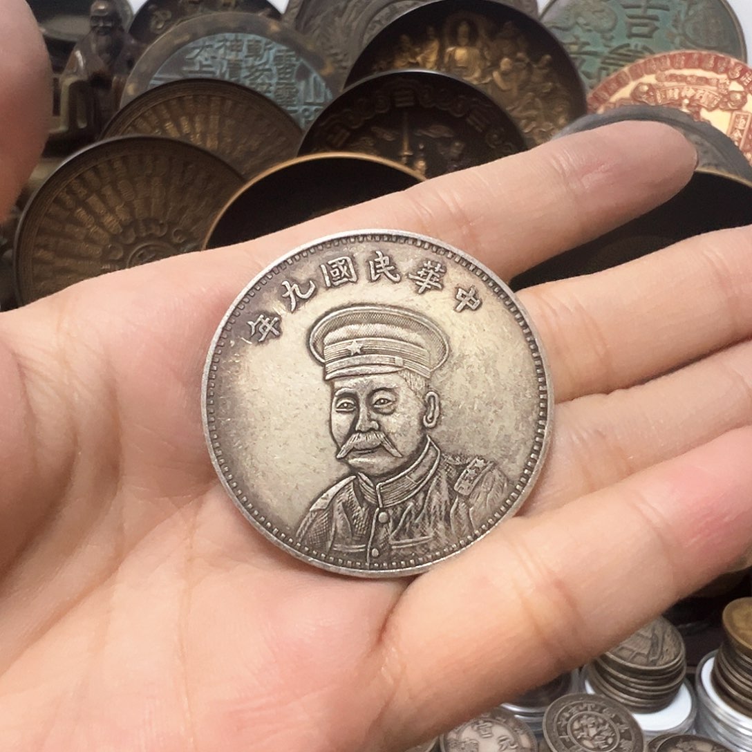 金属复古风格摆件