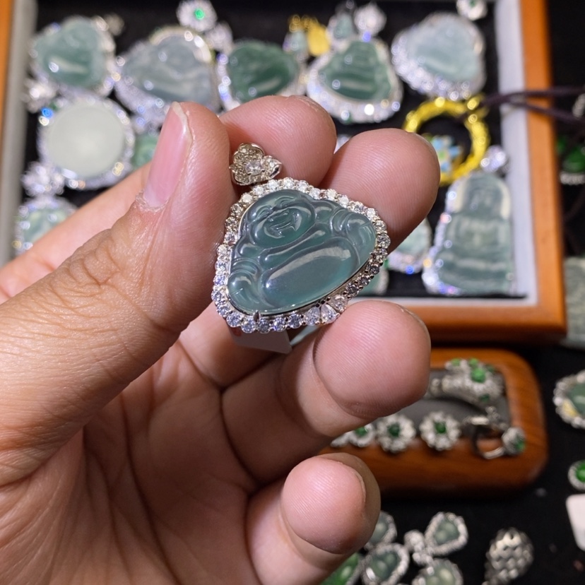 【闪购商品】翡翠颈饰银S925镶嵌天然