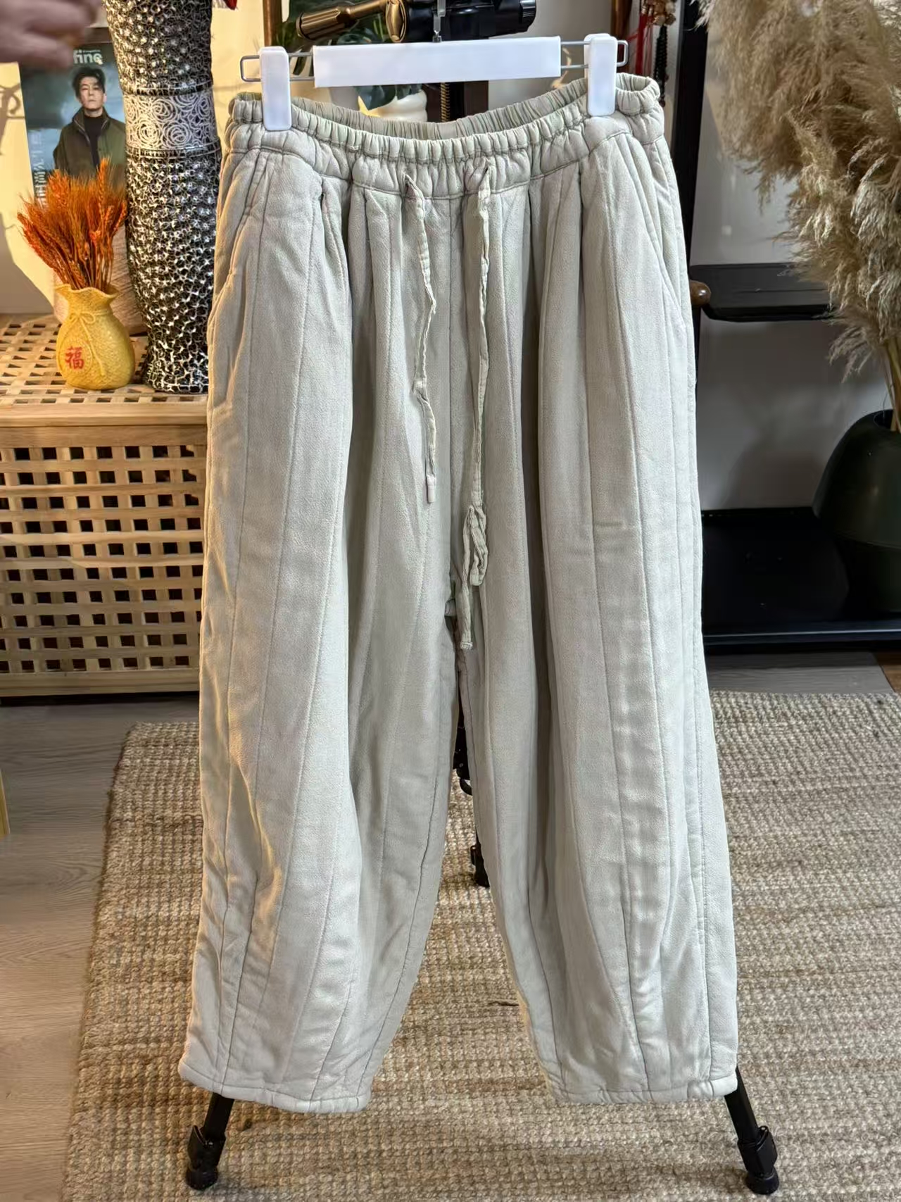 【云目悠悠】秋季新款纯色松紧腰女士老爹裤-20251082