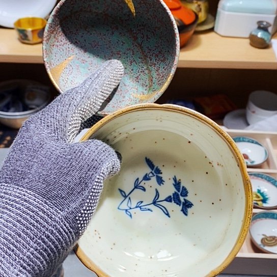 瓷片新年快乐。万事如意