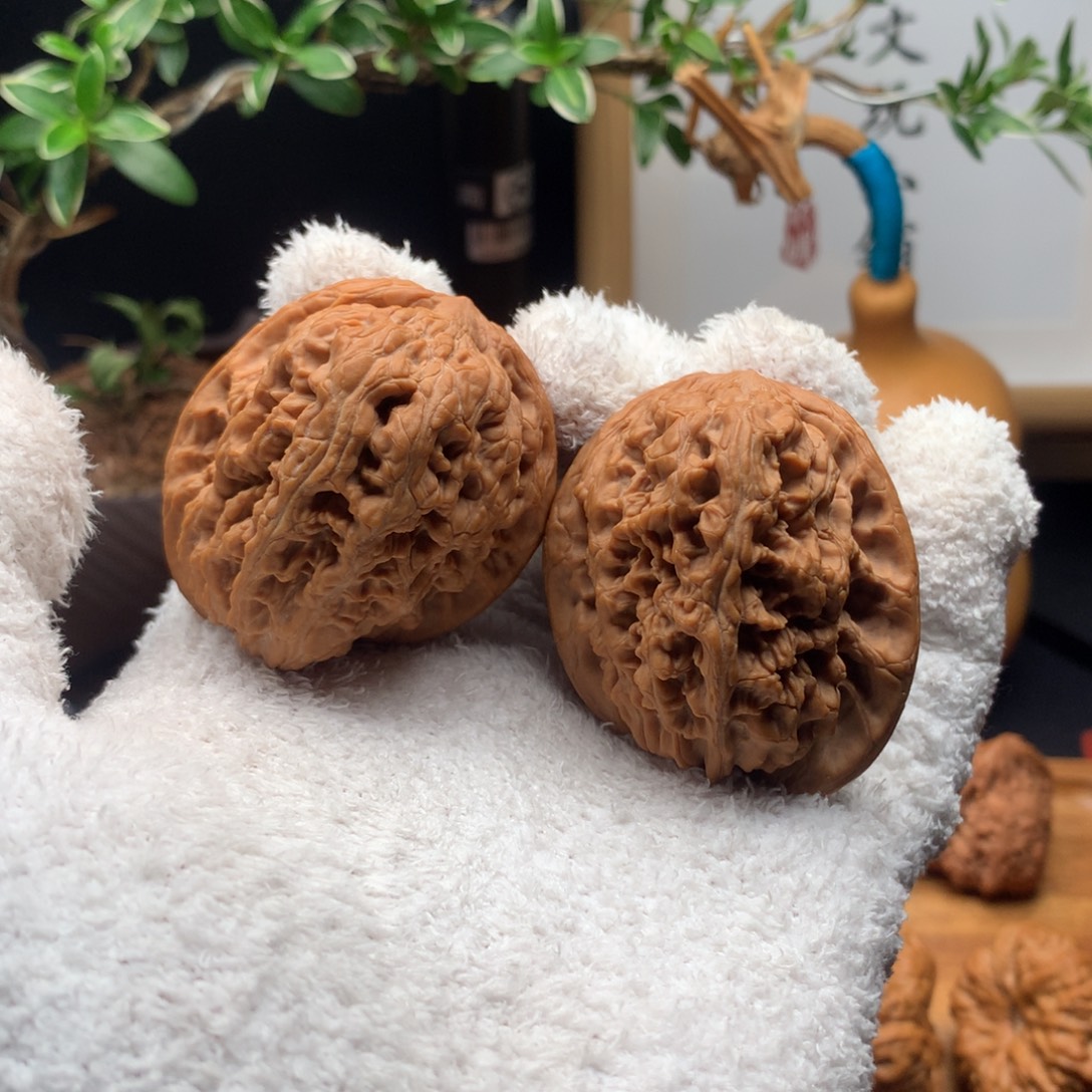 孫***文玩核桃吊坠45将军膀