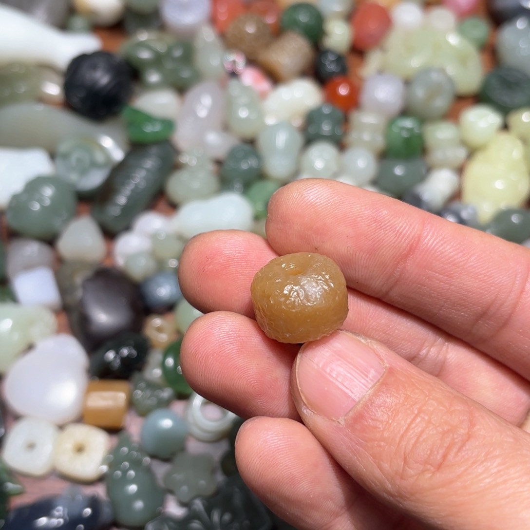 和田玉珠宝半成品未镶嵌