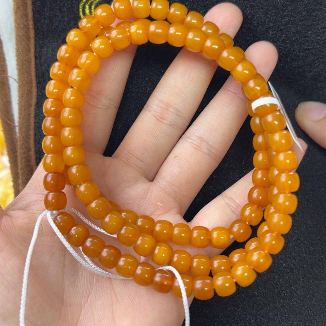 未镶嵌琥珀珠宝奇石