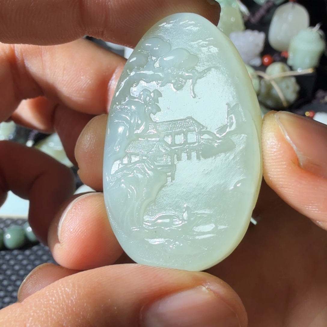 和田玉未镶嵌颈饰