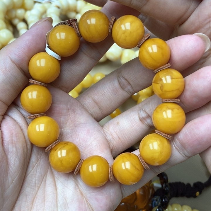 未镶嵌琥珀珠宝奇石25