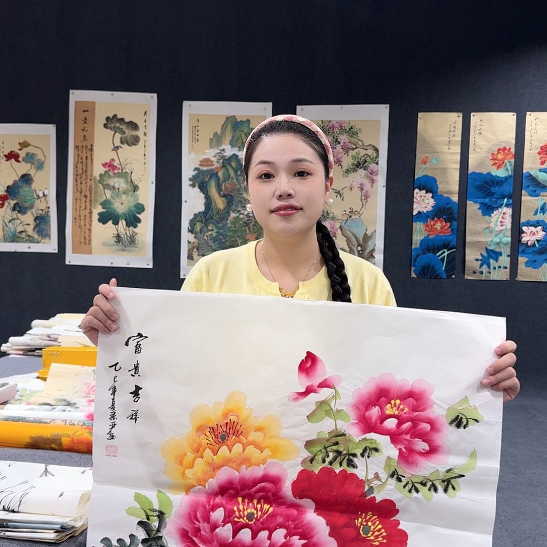 国画非常精美的一副作品
