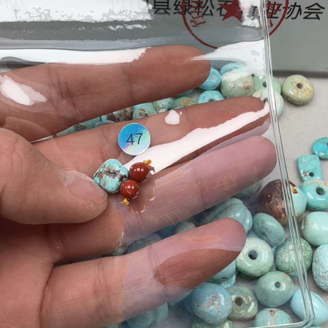 南红玛瑙未镶嵌珠宝奇石