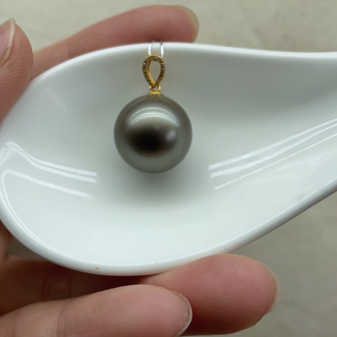 18K金镶嵌海水珍珠吊坠(不含链)14.7mm