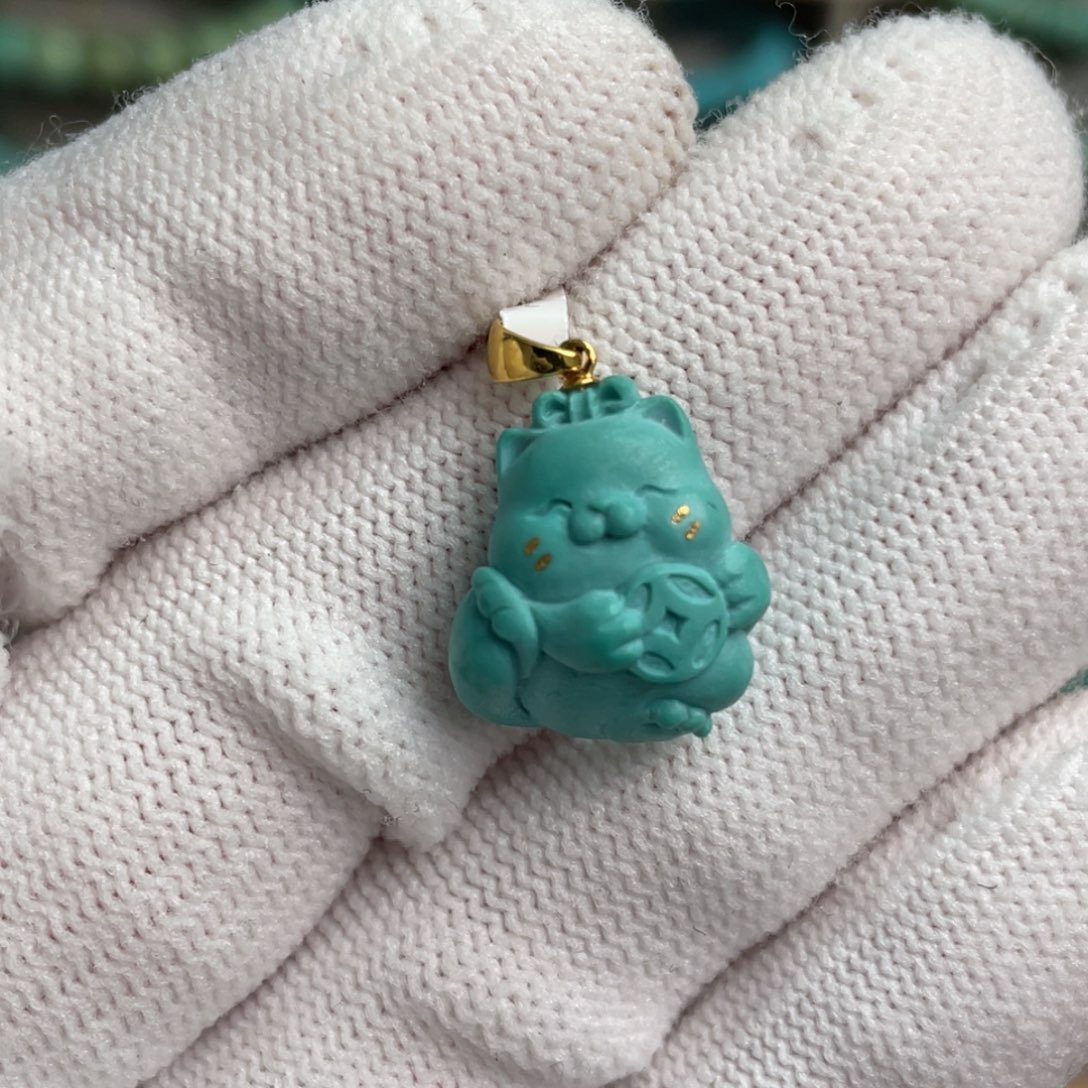 绿松石22K金镶嵌小猫吊坠