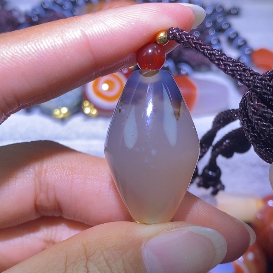 未镶嵌颈饰玛瑙/玉髓