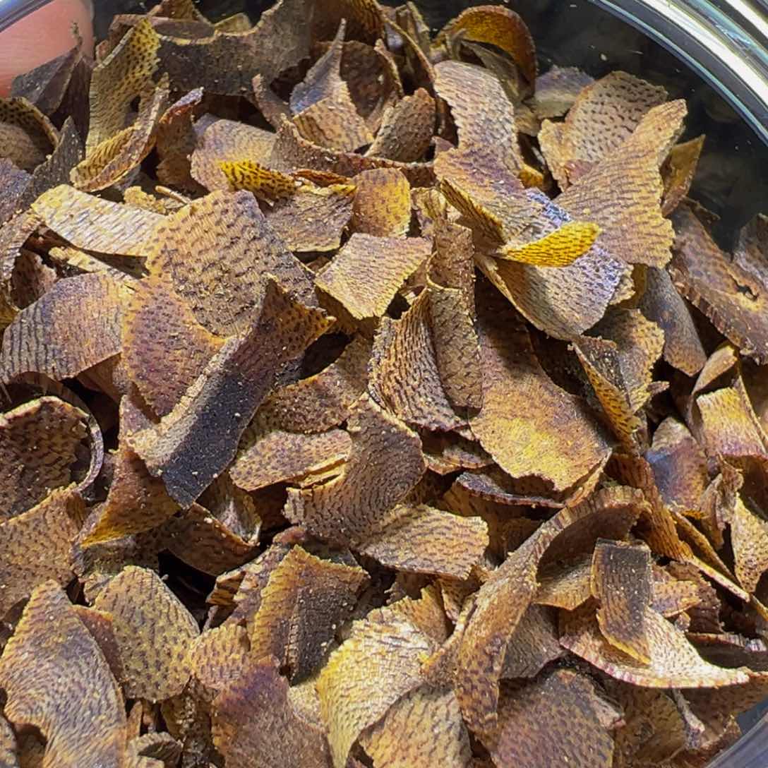 沉香手把件艺**生沉香奇楠千里香包头切片26克