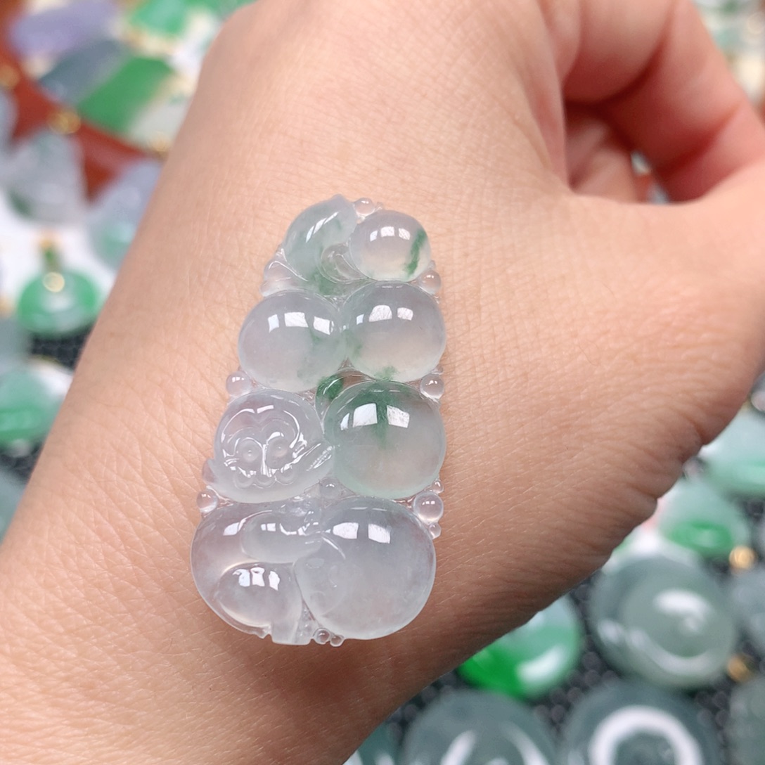 【闪购商品】翡翠吊坠(不含链)未镶嵌