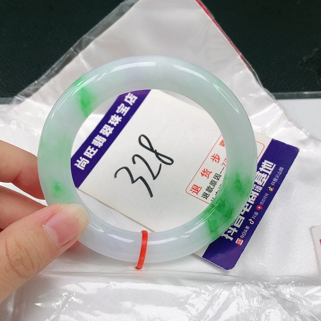 未镶嵌手镯（圆镯）翡翠翡翠12