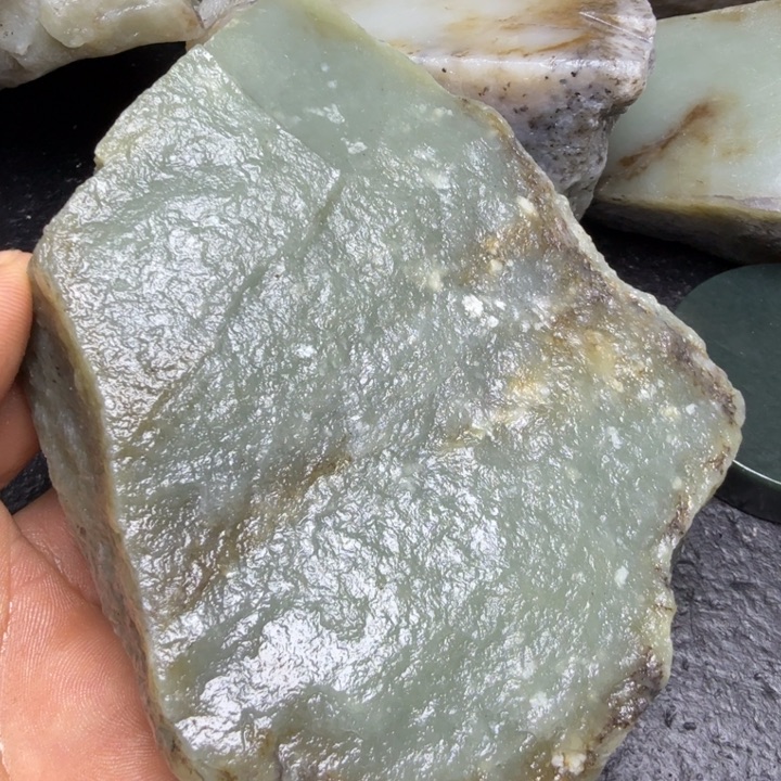 和田玉（糖玉）未镶嵌珠宝奇石