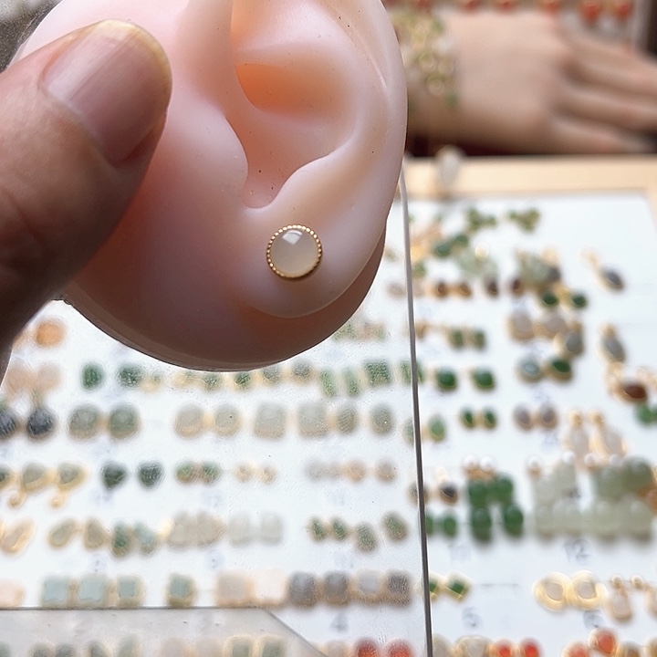 银S925镶嵌和田玉耳饰