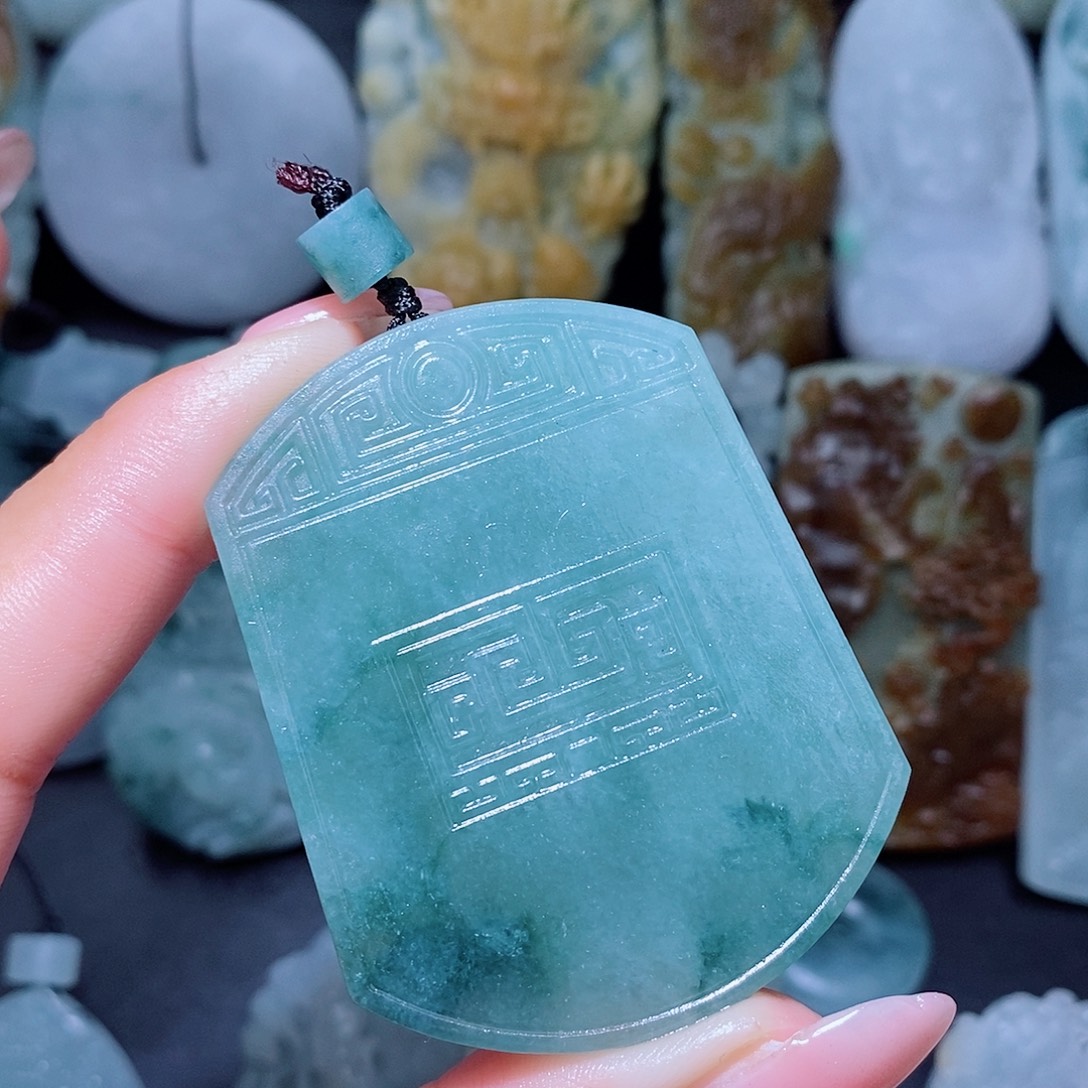 定制翡翠未镶嵌翡翠