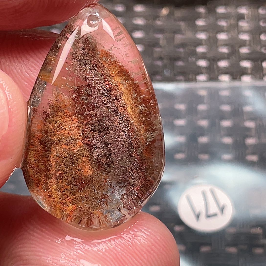 【闪购商品】颈饰未镶嵌水晶小**?