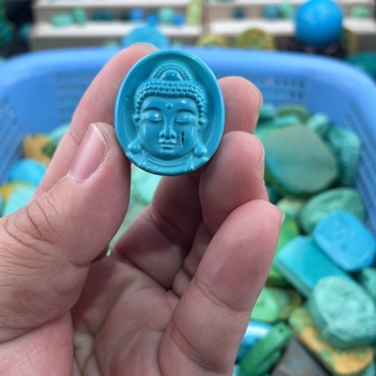 未镶嵌菱锰矿珠宝半成品