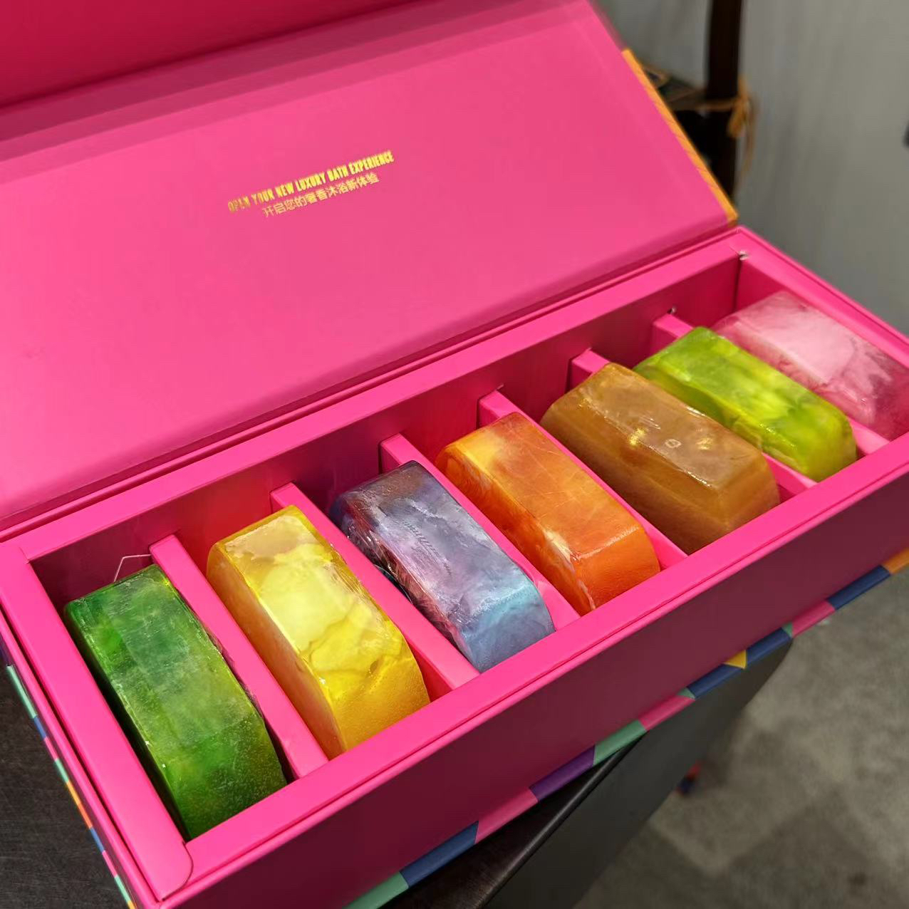 七彩香皂洗脸沐浴皂高级礼盒-38618