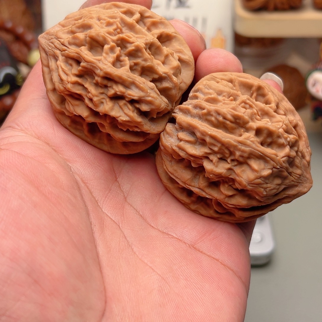 吊坠文玩核桃49尺鸡心