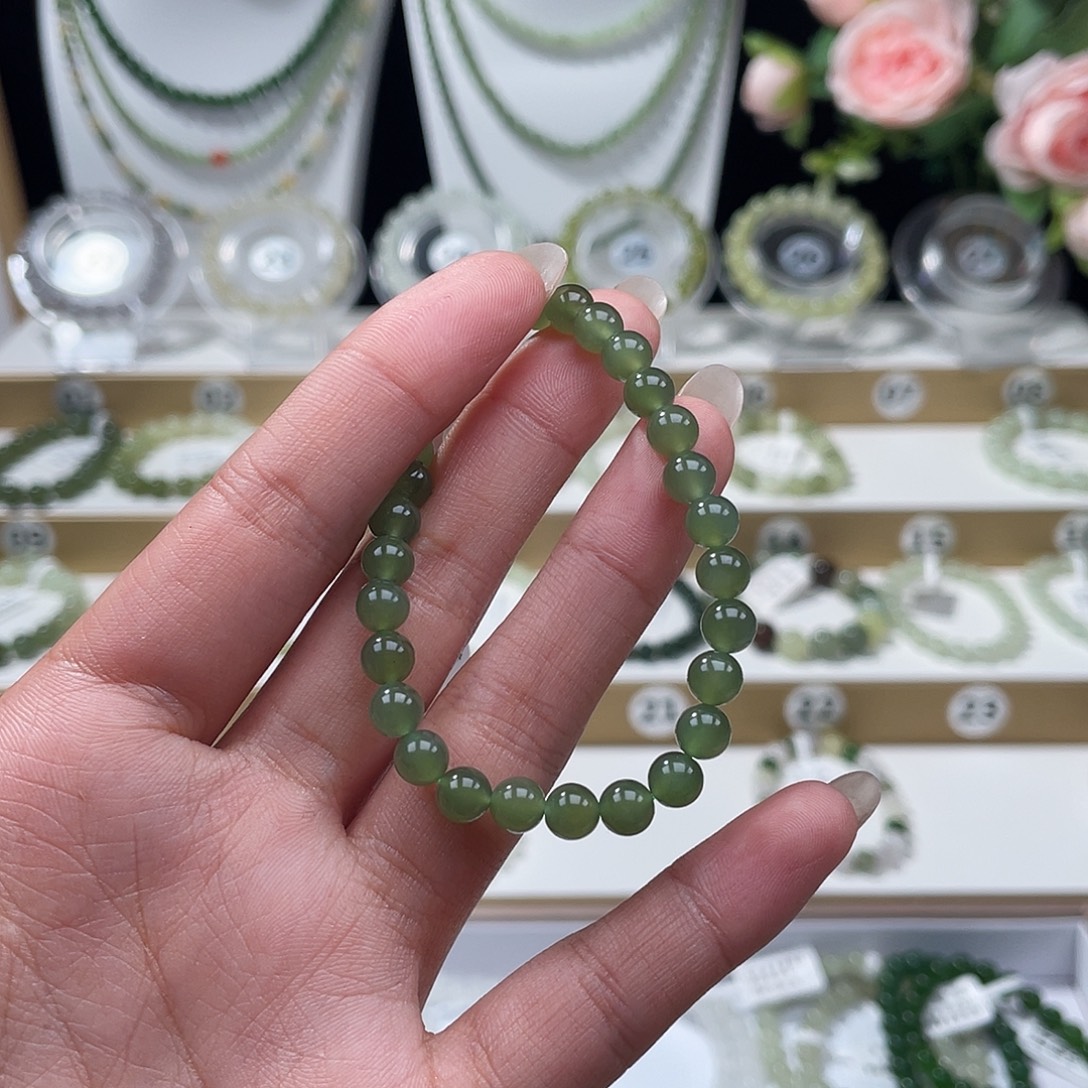 S***i和田玉未镶嵌手链10颗