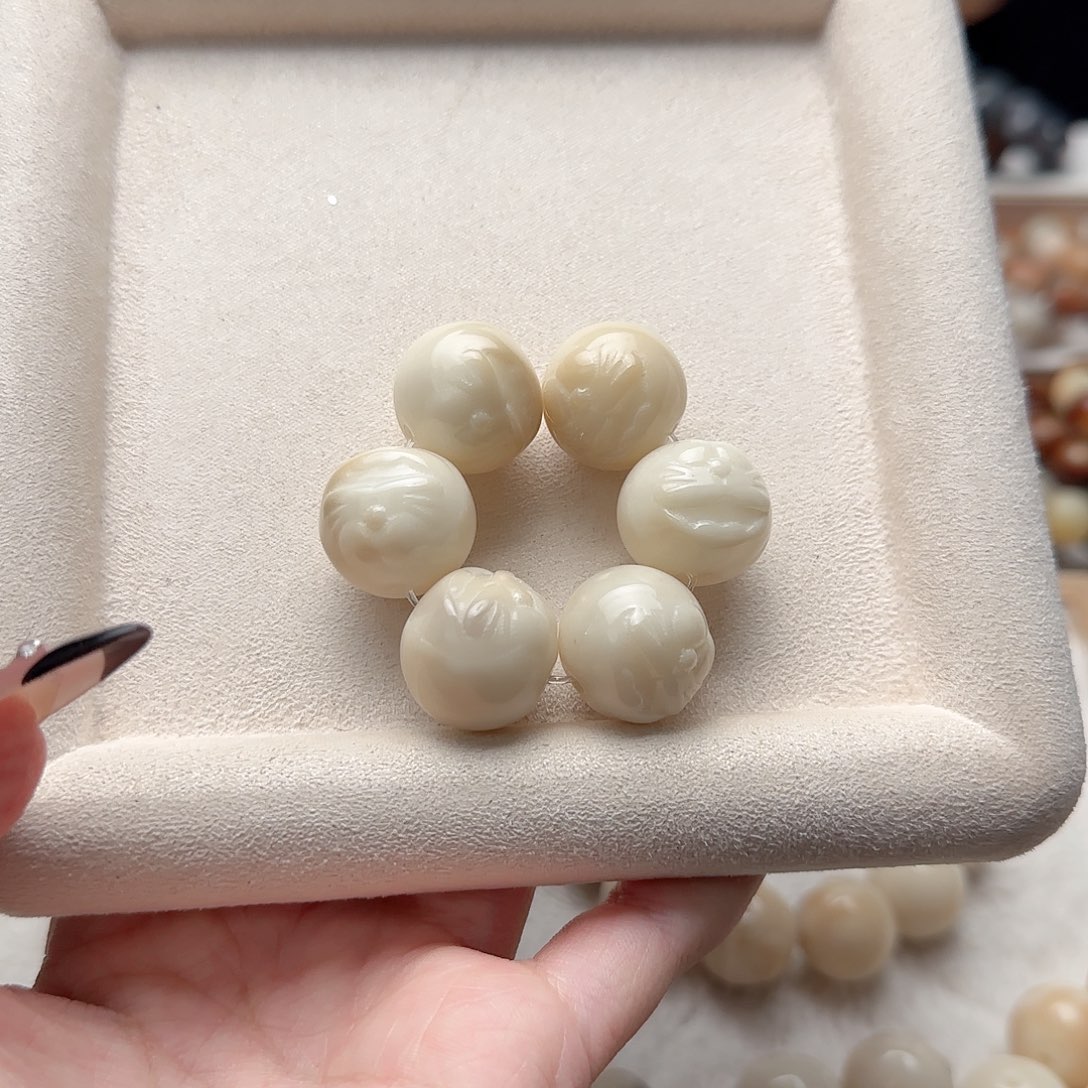 吊坠菩提根/象牙果微瑕D540