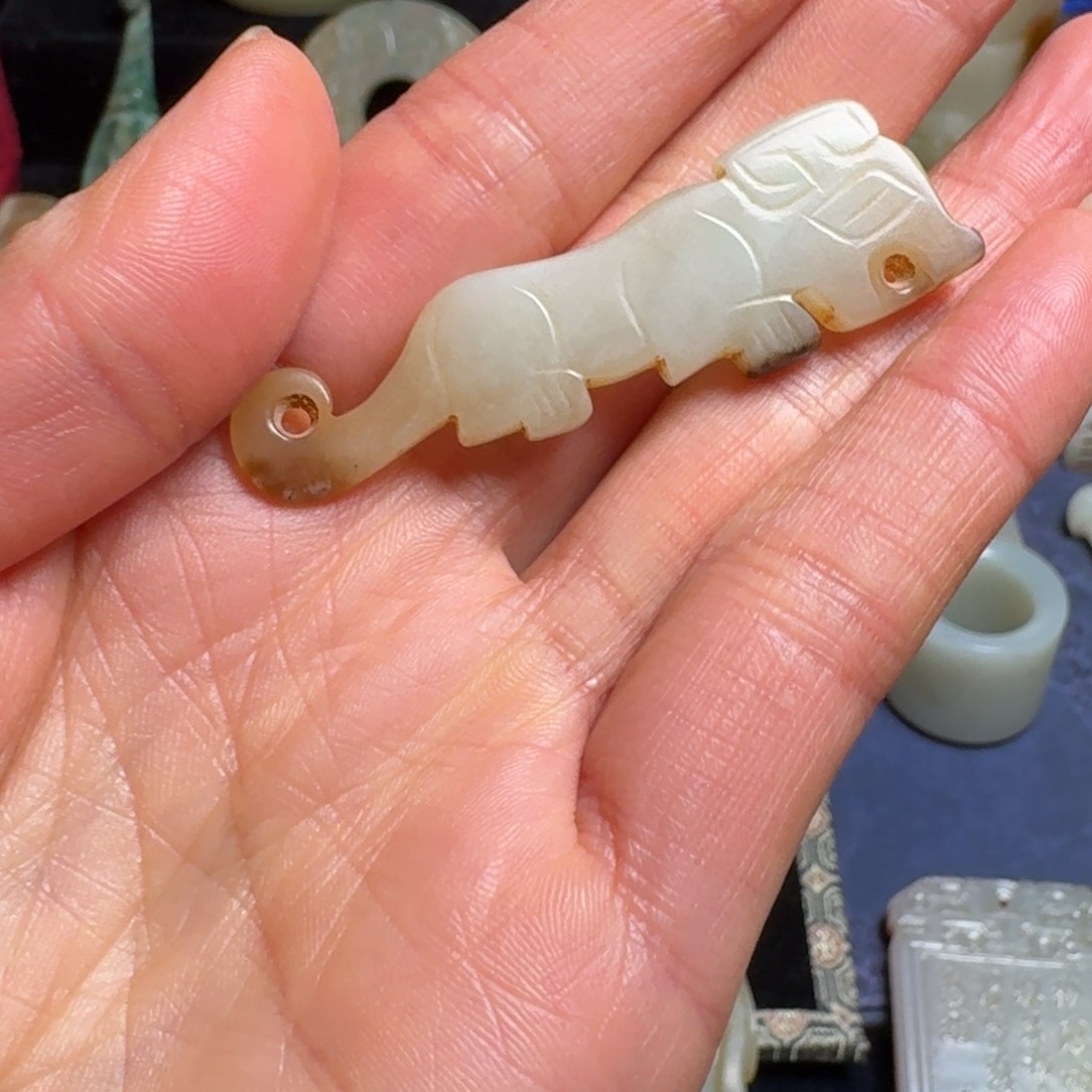 和田玉（糖玉）挂件未镶嵌扬****忙