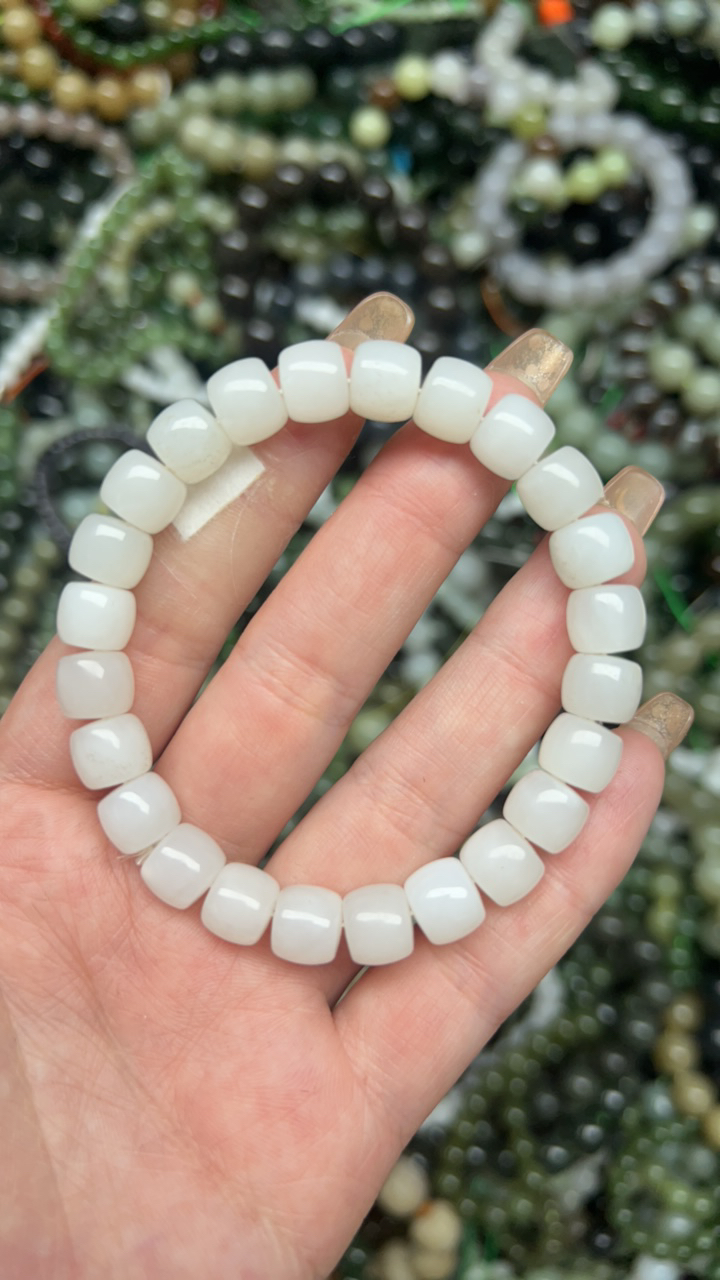 和田玉未镶嵌时尚