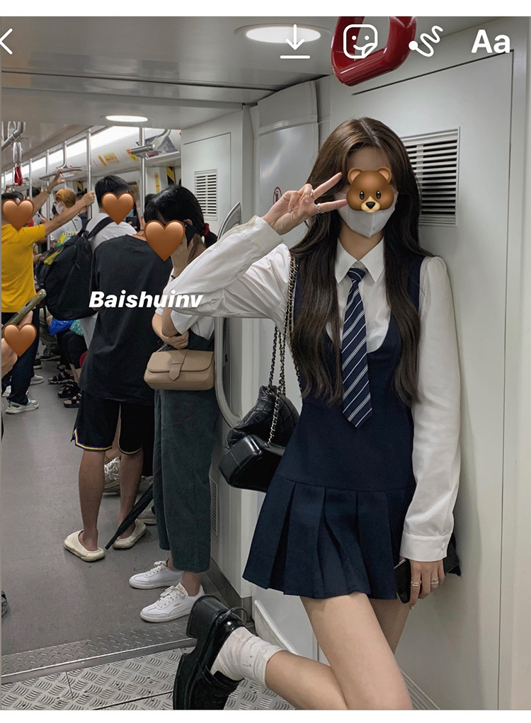 胖mm减龄学院风连衣裙女夏季高级感马甲显瘦百褶裙制服套装