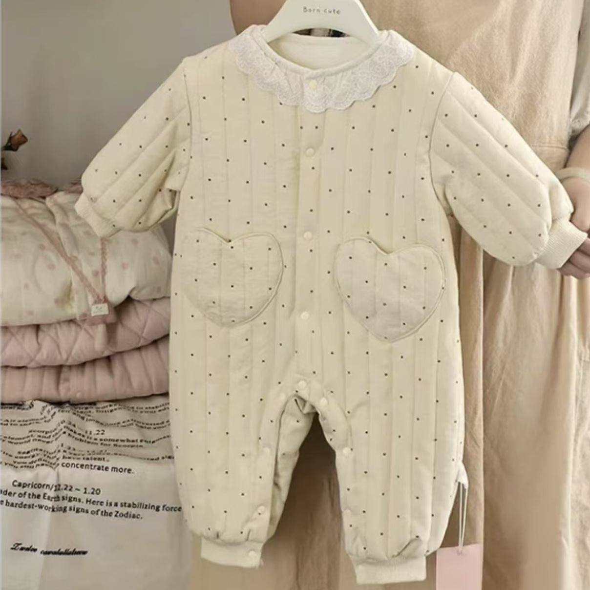 爱心兜兜花边领婴幼儿连身衣长爬冬季夹棉宝宝爬服棉衣婴儿棉服1