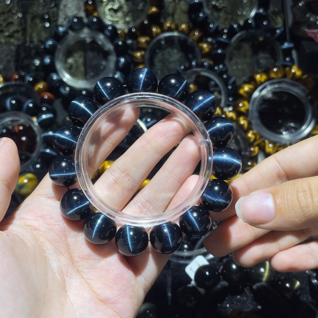 T***T木变石未镶嵌手链