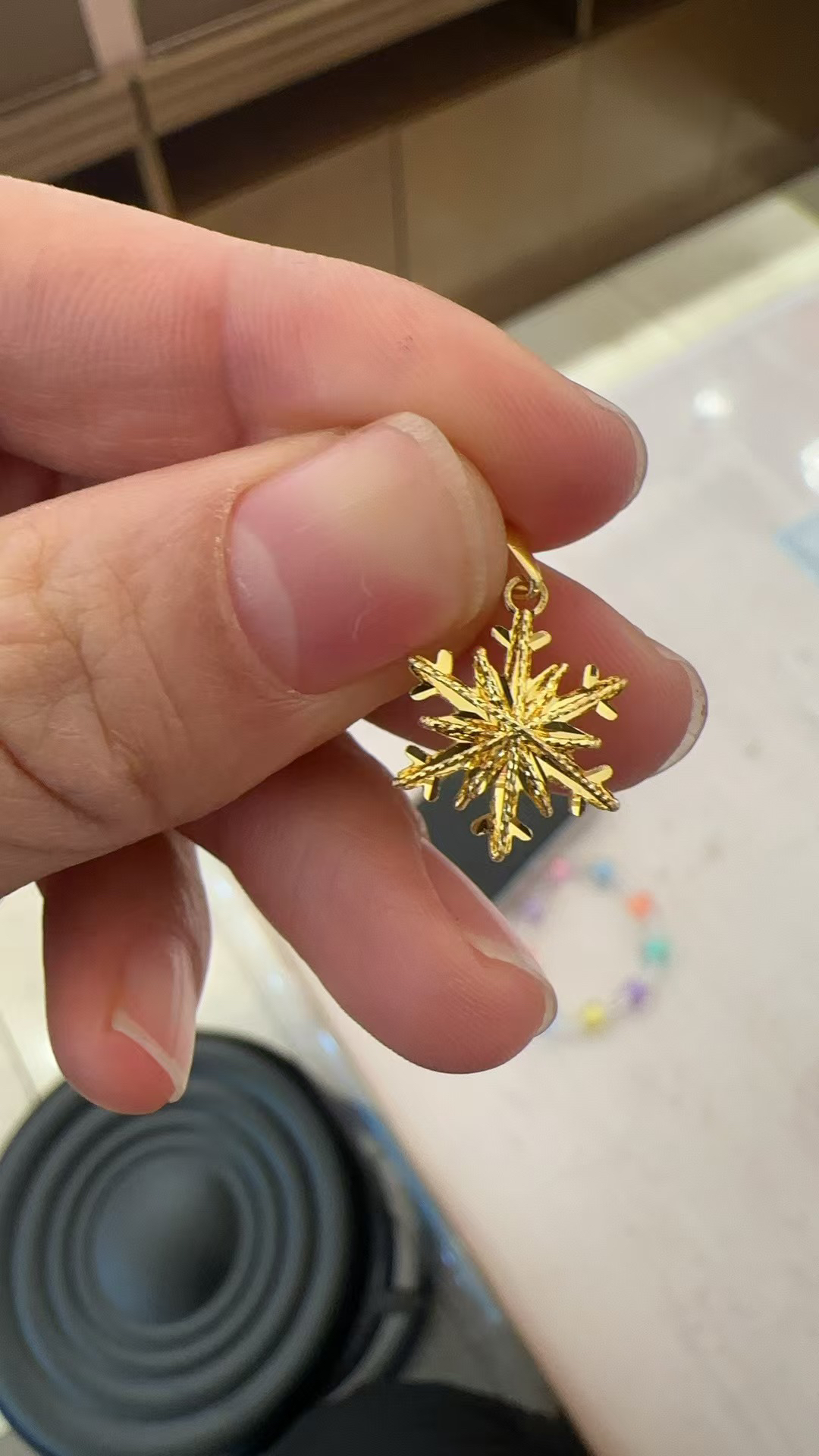 足金雪花吊坠时尚