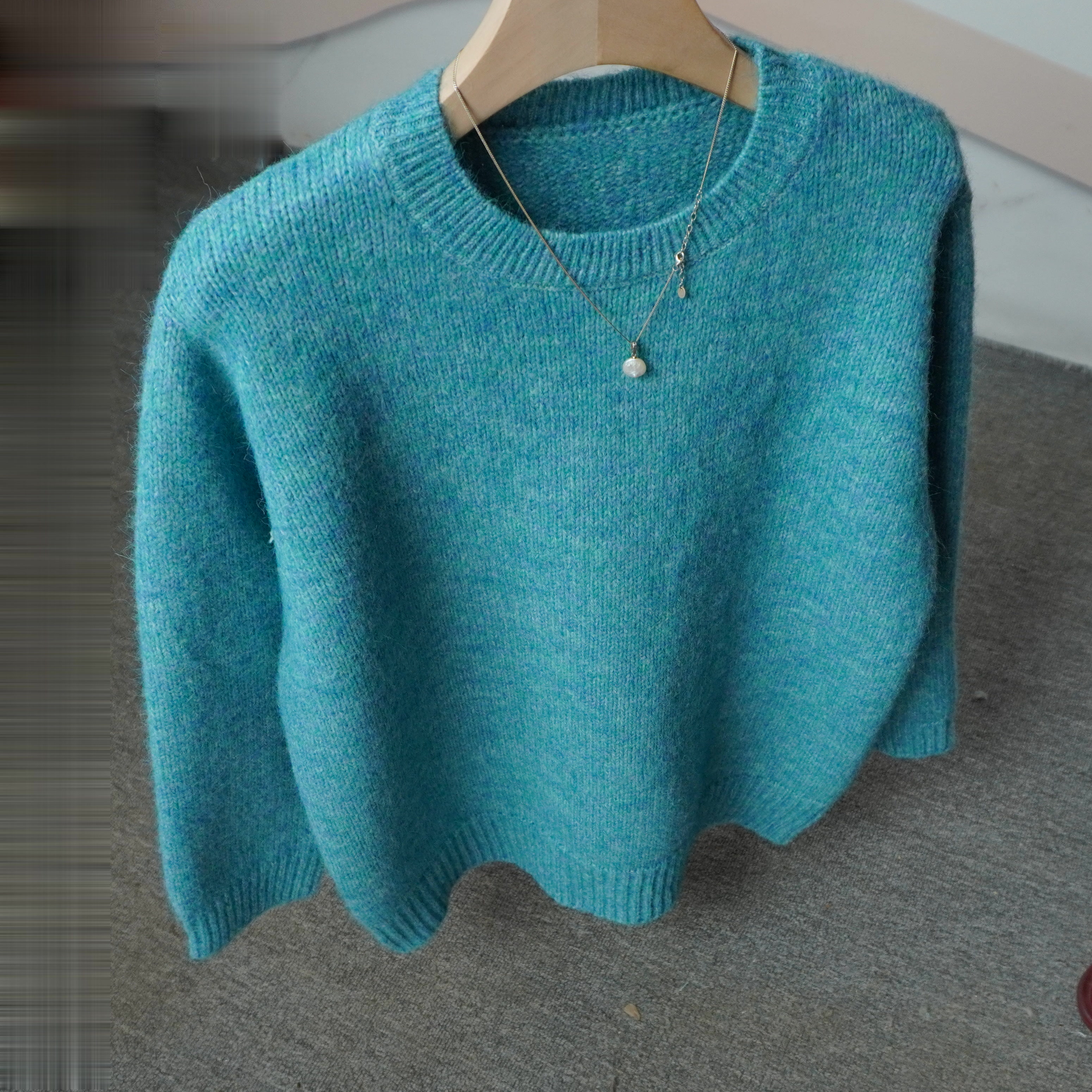 加厚短款时尚休闲宽松百搭毛衣