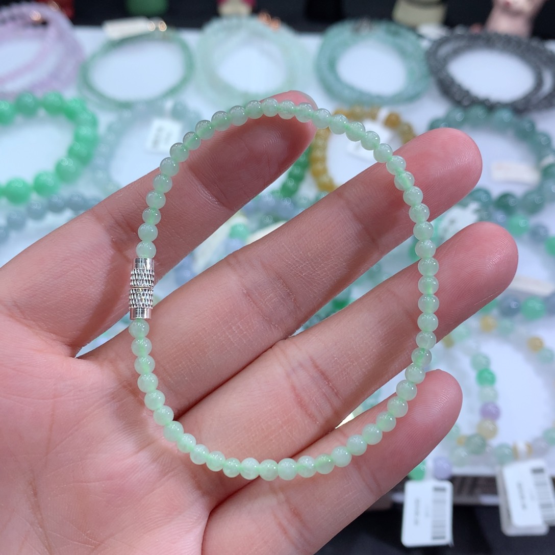 翡翠手链未镶嵌天然