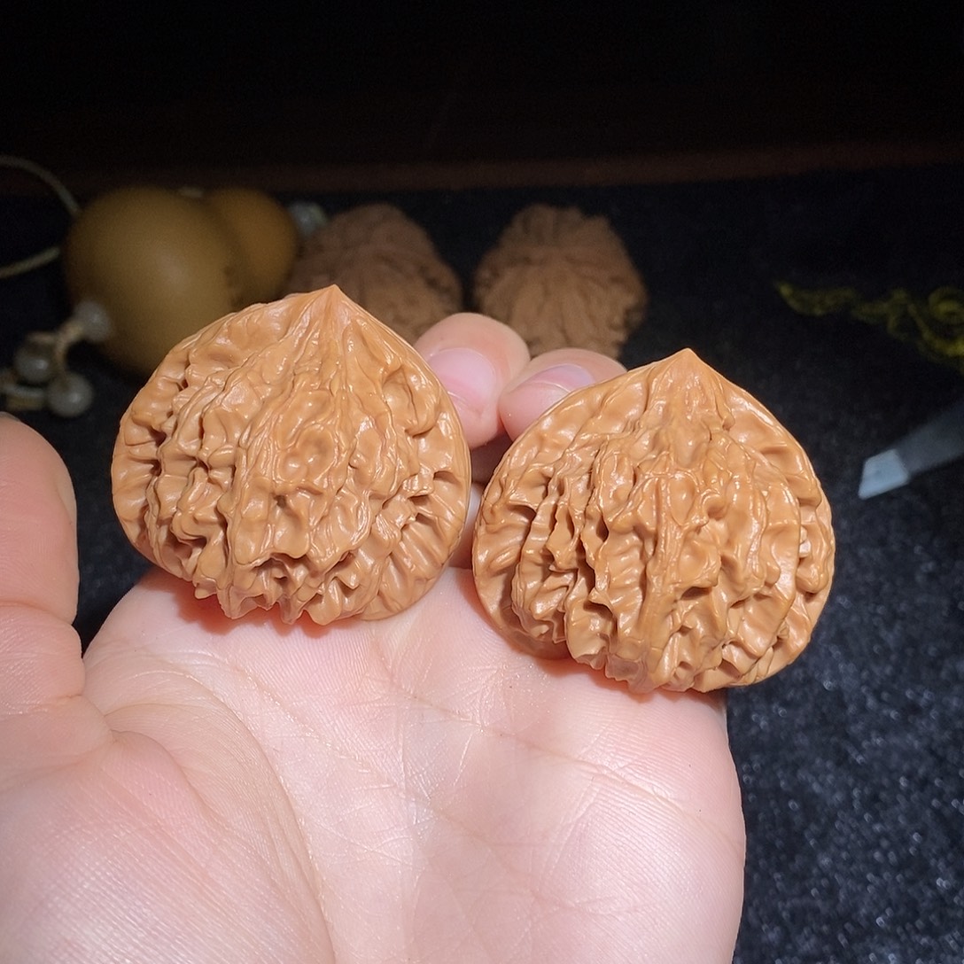 文玩核桃把件精修龙门涧43尺