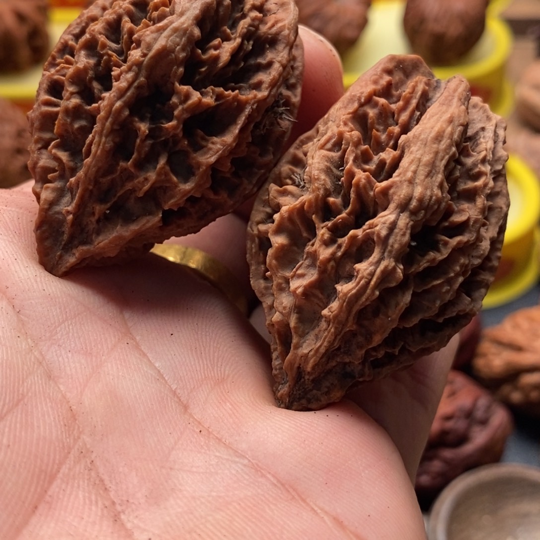 文玩核桃吊坠小涵28