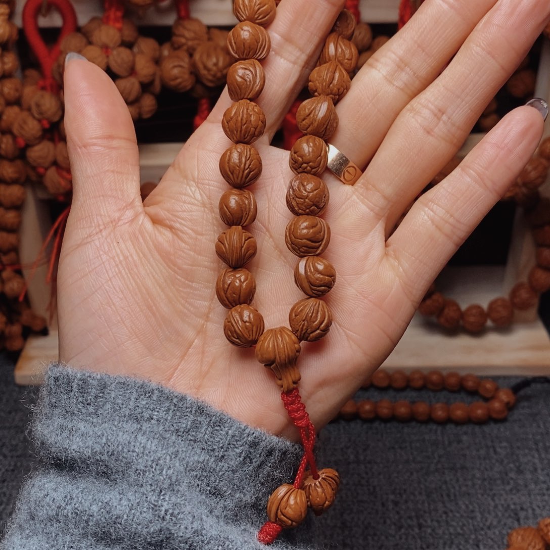 桃核吊坠龙纹桃枭