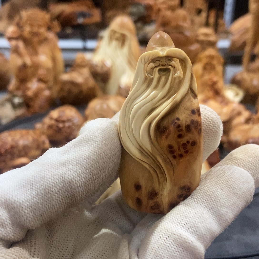 柏木（崖柏）留疤寿星