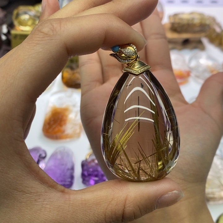 水晶颈饰18K金镶嵌王**~定制