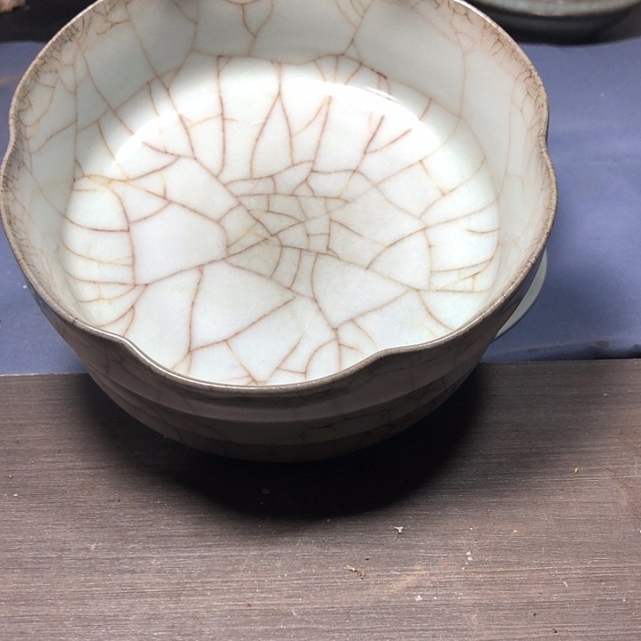 瓷***珍瓷片我是不是应该在一起