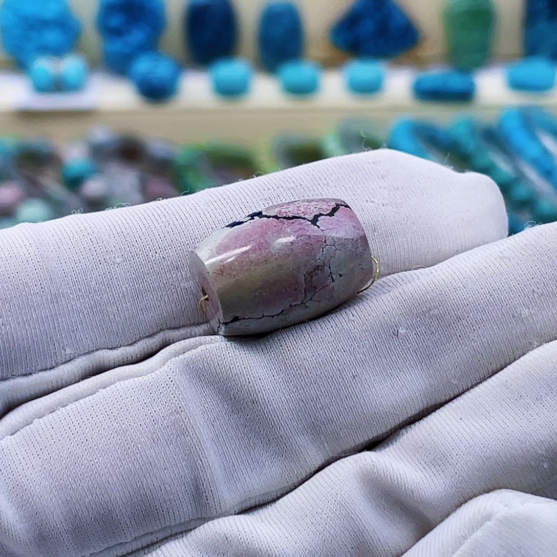 绿松石未镶嵌挂件