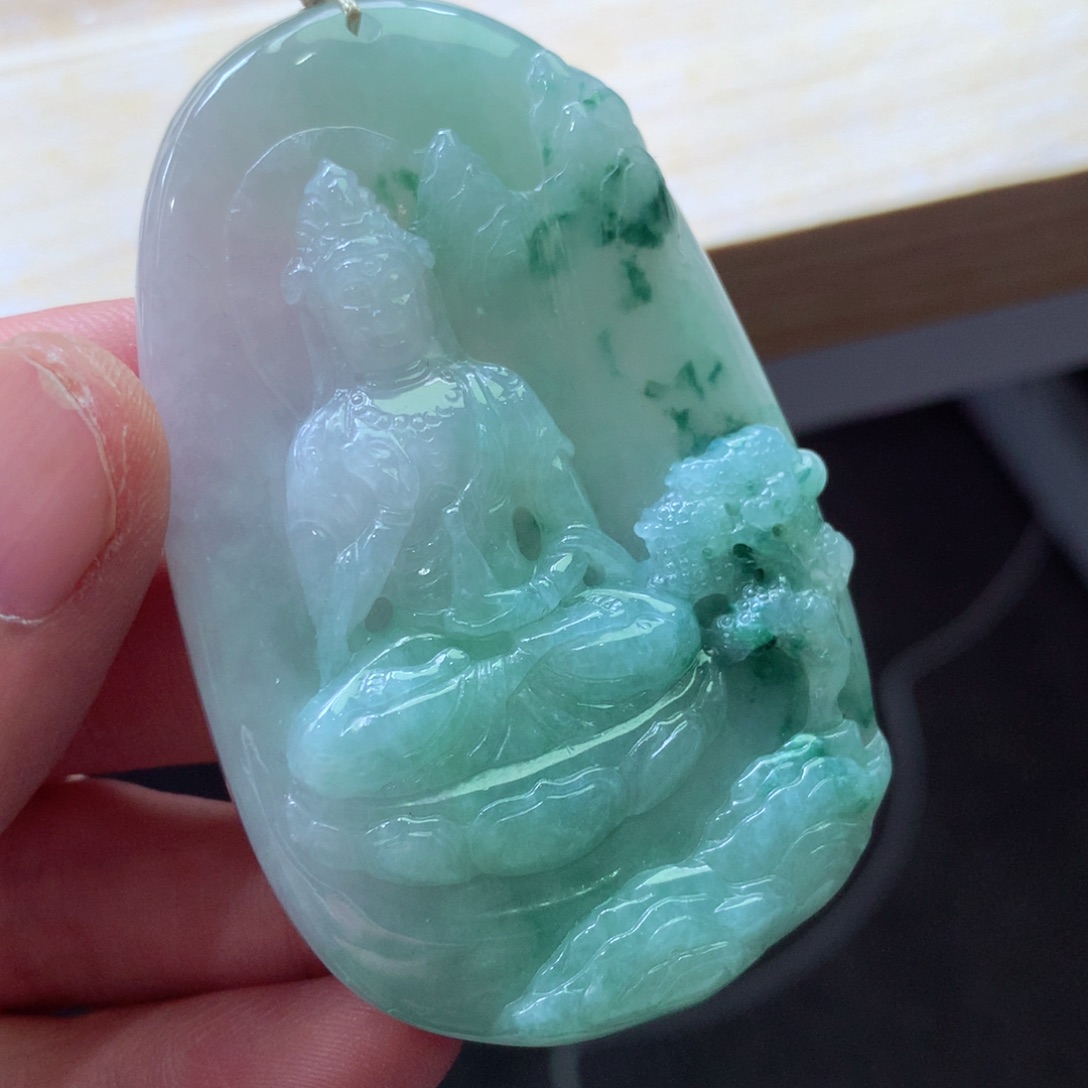 翡翠颈饰未镶嵌吊坠