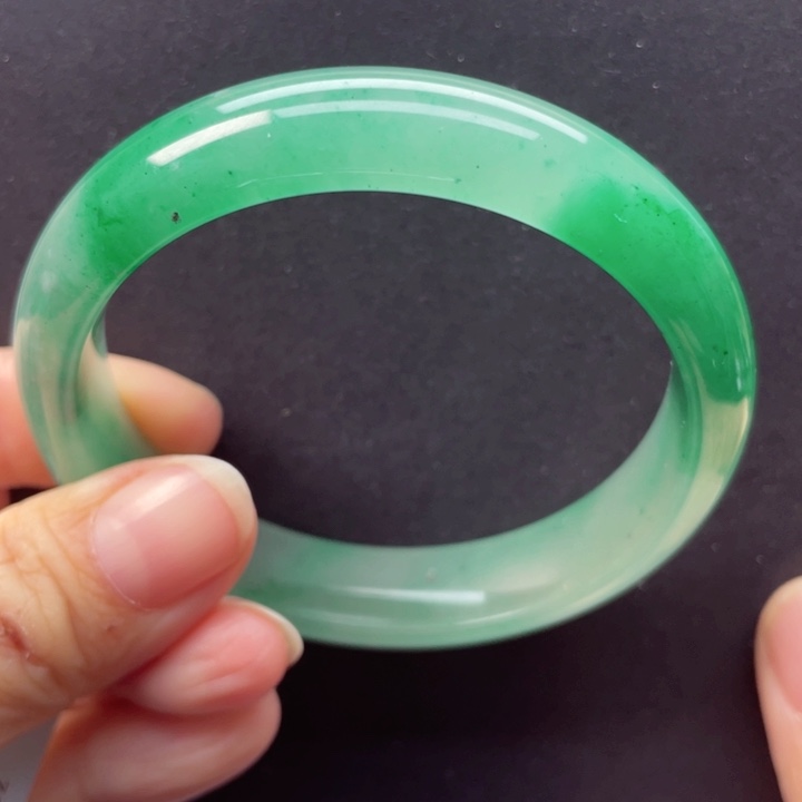 石英质玉手镯未镶嵌55-56