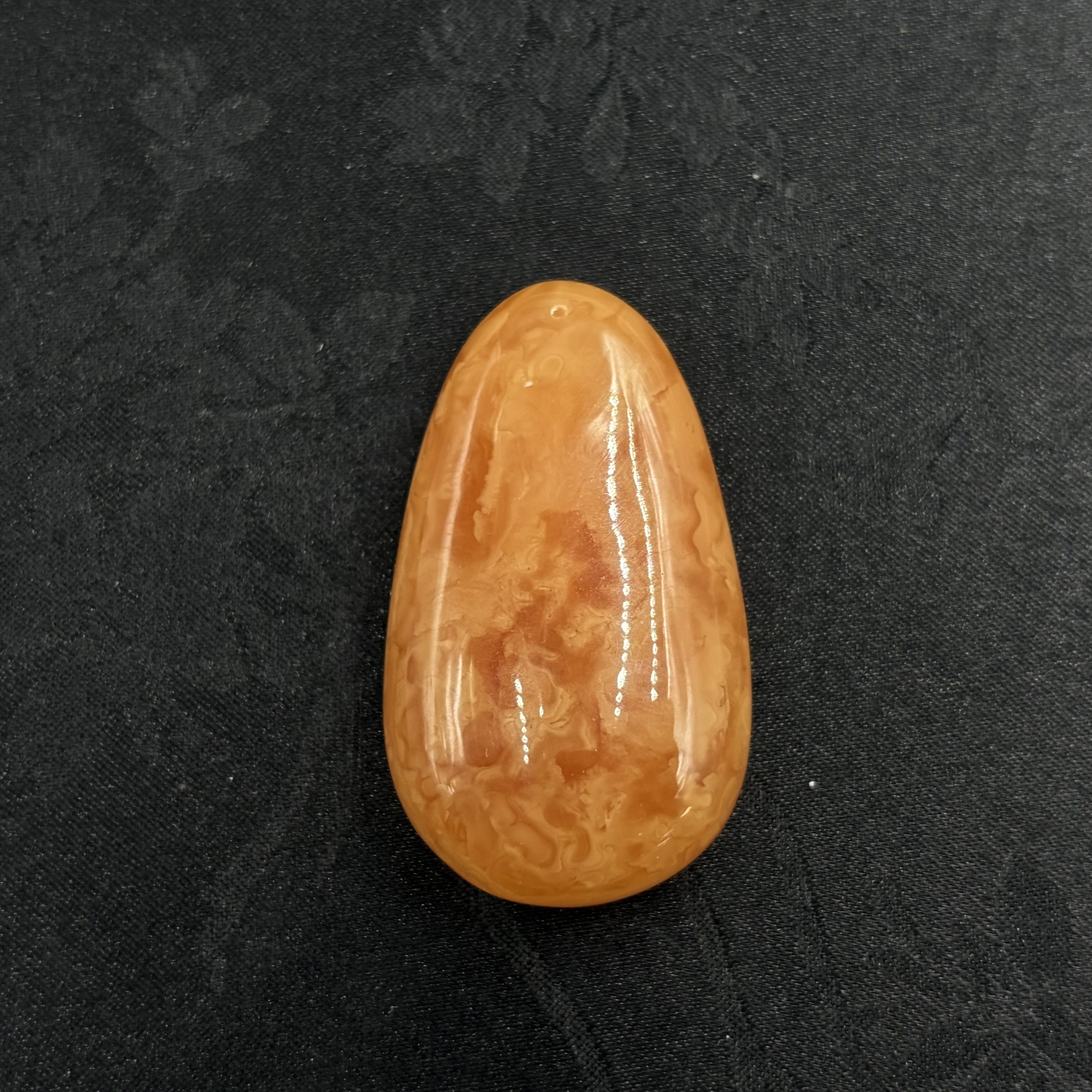 「戴琴珠宝」Q1821-蜜蜡吊坠（多样性发其一）