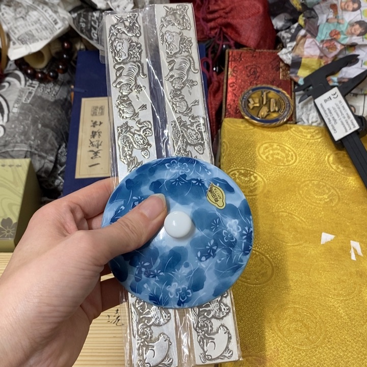 摆件中古工艺品一件